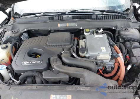 2016 Ford Fusion Hybrid Se z USA, uszkodzony, nr VIN 3FA6P0LU5GR389125